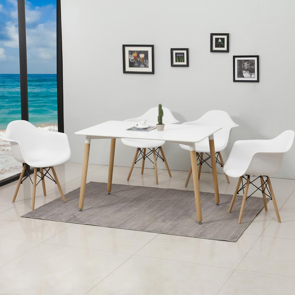 A set of 4 medieval design dining chairs, retro design armchairs with solid beech legs, kitchen dining chairs（white/black）