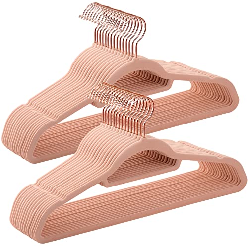 Velvet Hangers, Set of 30 Coat Hangers for Clothes, Non-Slip, with Tie Bar and Rose Gold Hook, Space-Saving, 0.6 cm Thick, 43.5 cm Long, for Dresses Trousers, Light Pink