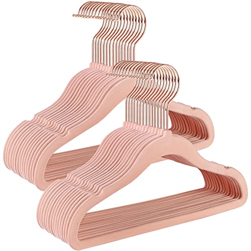 Baby Hangers, Pack of 30 kid’s Velvet Hangers with Rose Gold Hooks, Non-Slip Children’s Hangers for Clothes in Closet, Baby or Children's Coats, Light Pink