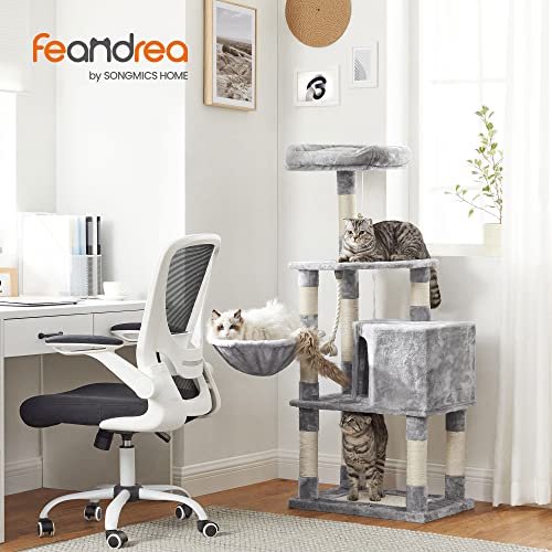 Stable Cat Tree, Play Tower 138 cm, Light Grey