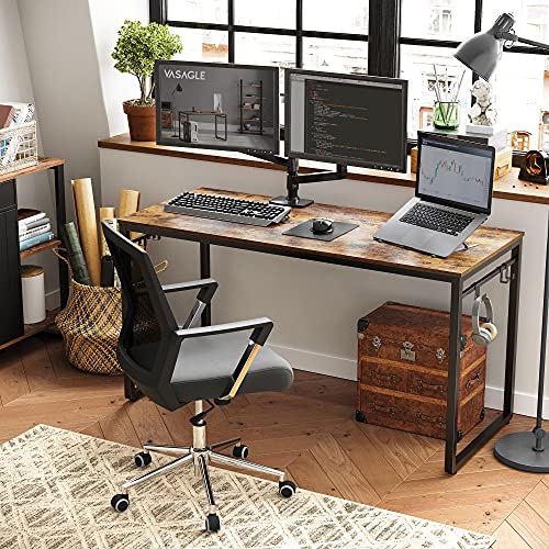 Computer Desk, Writing Desk, Home Office Desk with 8 Hooks, 140 x 60 x 75 cm, for Study and Bedroom, Easy Assembly, Steel, Industrial Design, Rustic Brown and Black