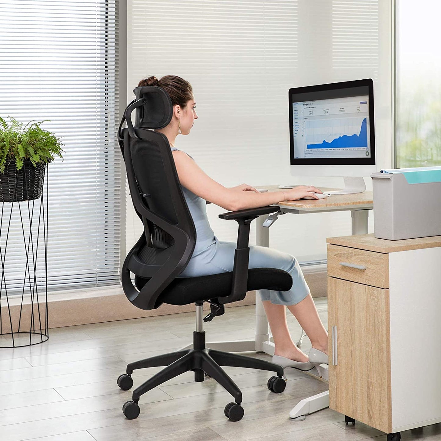 Ergonomic Office and Desk Chair with Lumbar Support, Swivel Computer Chair with Adjustable Headrest and Armrests, Rocker Function, and Height Adjustment, Black